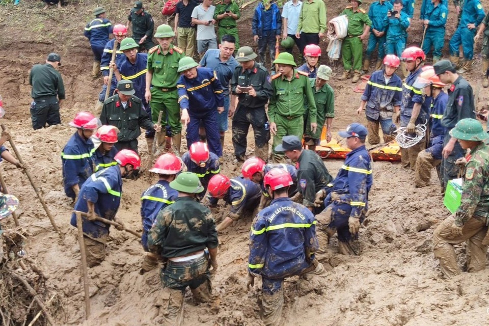 Hình ảnh bản làng tan hoang sau trận lũ dữ ở Điện Biên - 8