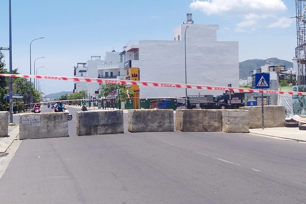 Thành phố Nha Trang yêu cầu người dân 16 phường, xã không ra khỏi nhà - 1 Thành phố Nha Trang yêu cầu người dân 16 phường, xã không ra khỏi nhà - 1