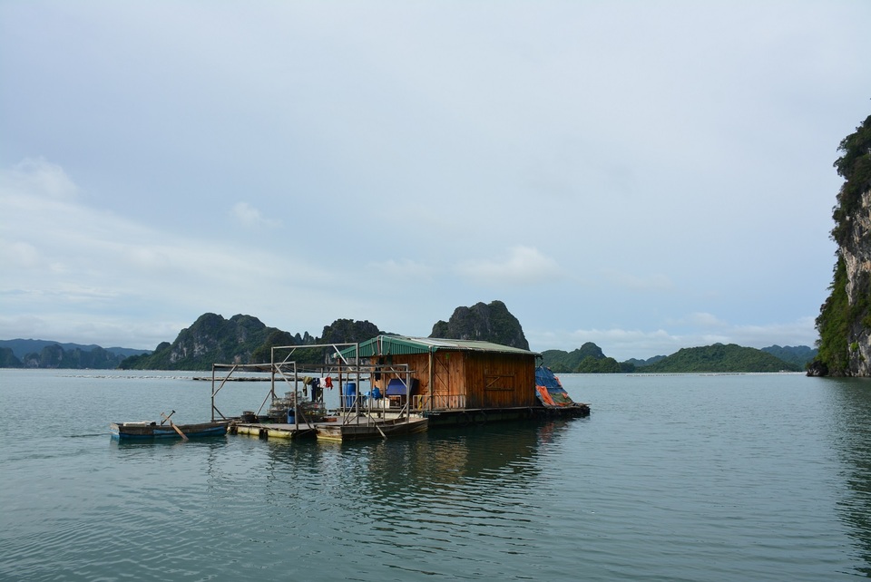 Đánh sập “sới” bạc lưu động qui mô “khủng” - 2 Đánh sập “sới” bạc lưu động qui mô “khủng” - 2