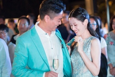 “Cô gái trà sữa” chính thức lên xe hoa với đại gia 40 tuổi