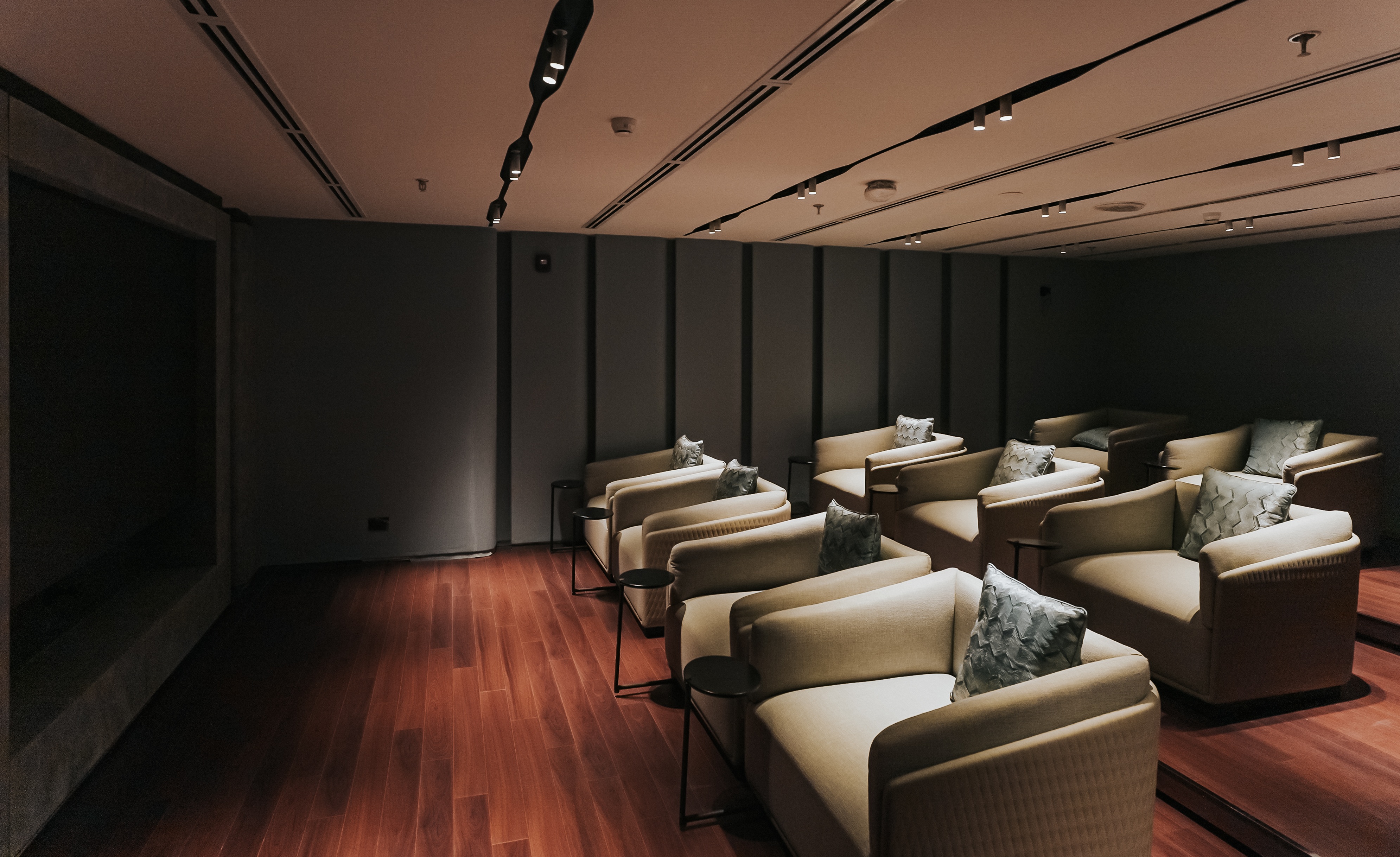 Khu căn hộ hàng hiệu Marriott sắp bàn giao tại trung tâm TPHCM - 6 Khu căn hộ hàng hiệu Marriott sắp bàn giao tại trung tâm TPHCM - 6