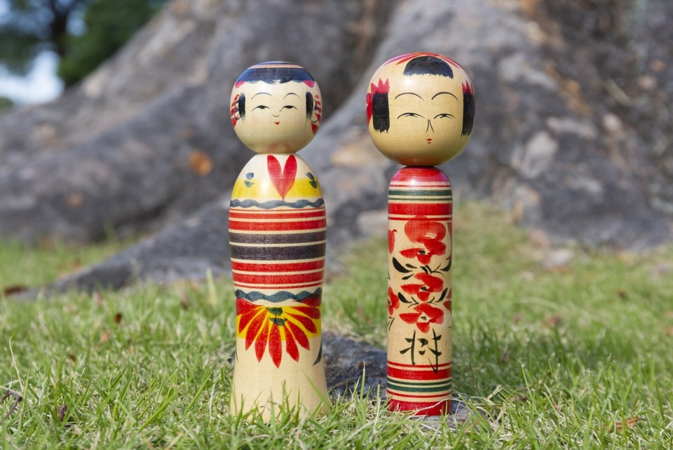 Búp bê Kokeshi “chào đời” từ suối nước nóng và chốn rừng già Tohoku - 1 Búp bê Kokeshi “chào đời” từ suối nước nóng và chốn rừng già Tohoku - 1