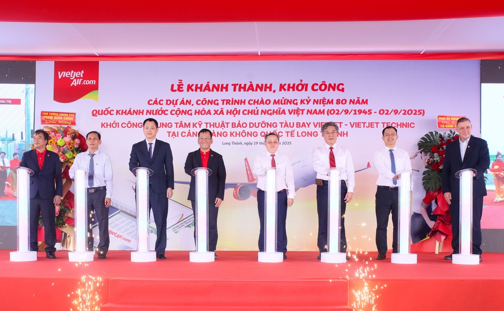 ຜູ້ຖືຫຸ້ນ Vietjet ກໍາລັງຈະໄດ້ຮັບເງິນປັນຜົນ 20% ໃນຮຸ້ນ - 3 Cổ đông Vietjet sắp nhận cổ tức 20% bằng cổ phiếu - 3