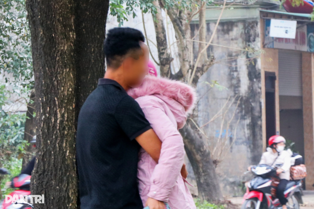 Người cha nói điều đặc biệt khi bước ra cổng trại giam ngày cận Tết - 4 Người cha nói điều đặc biệt khi bước ra cổng trại giam ngày cận Tết - 4