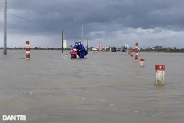 Miền Trung nhiều nơi tiếp tục mưa lớn