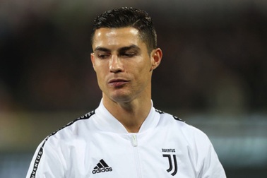 C.Ronaldo: Sau hào quang chiến thắng là scandal hiếp dâm đầy nhức nhối