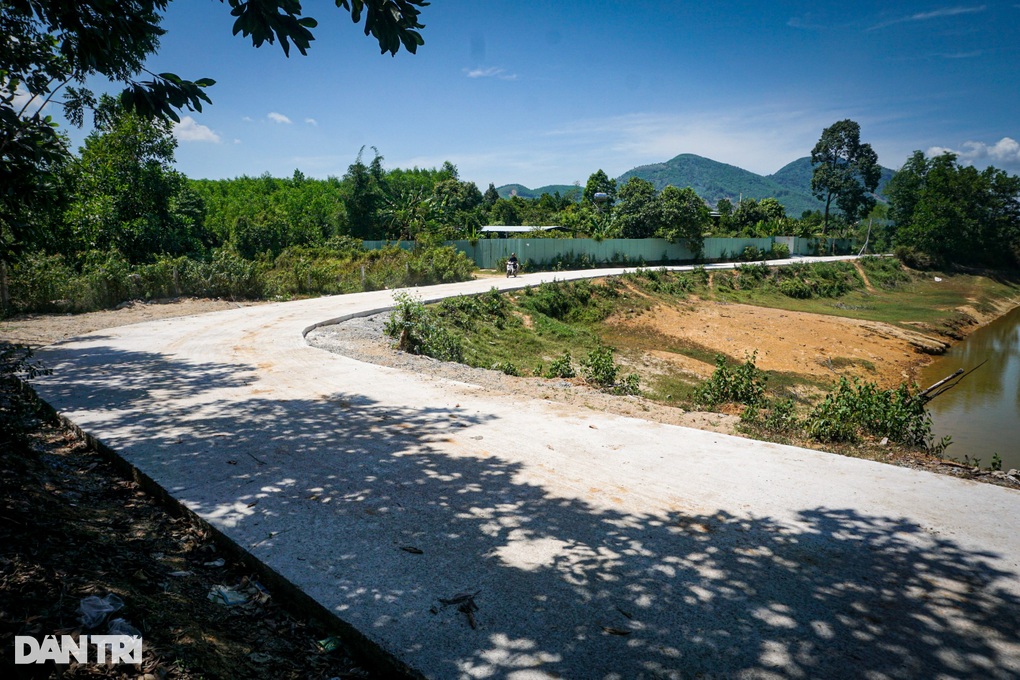 Hàng trăm hộ dân ở Đà Nẵng hiến gần 15.000m2 đất để mở đường - 1 Hàng trăm hộ dân ở Đà Nẵng hiến gần 15.000m2 đất để mở đường - 1