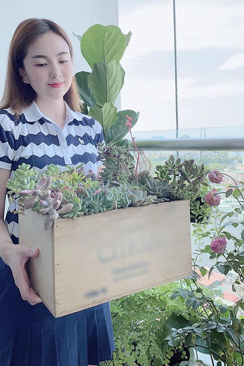 Mê mẩn khu vườn ngập tràn hoa lá của Khánh Thi, Duy Nam, Mai Ngọc - 20 Mê mẩn khu vườn ngập tràn hoa lá của Khánh Thi, Duy Nam, Mai Ngọc - 20