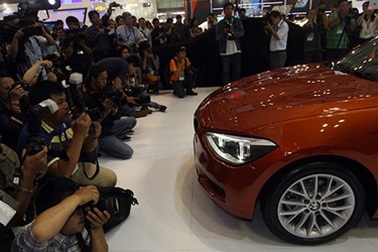 Chiêu trốn thuế mới của doanh nghiệp nhập ô tô