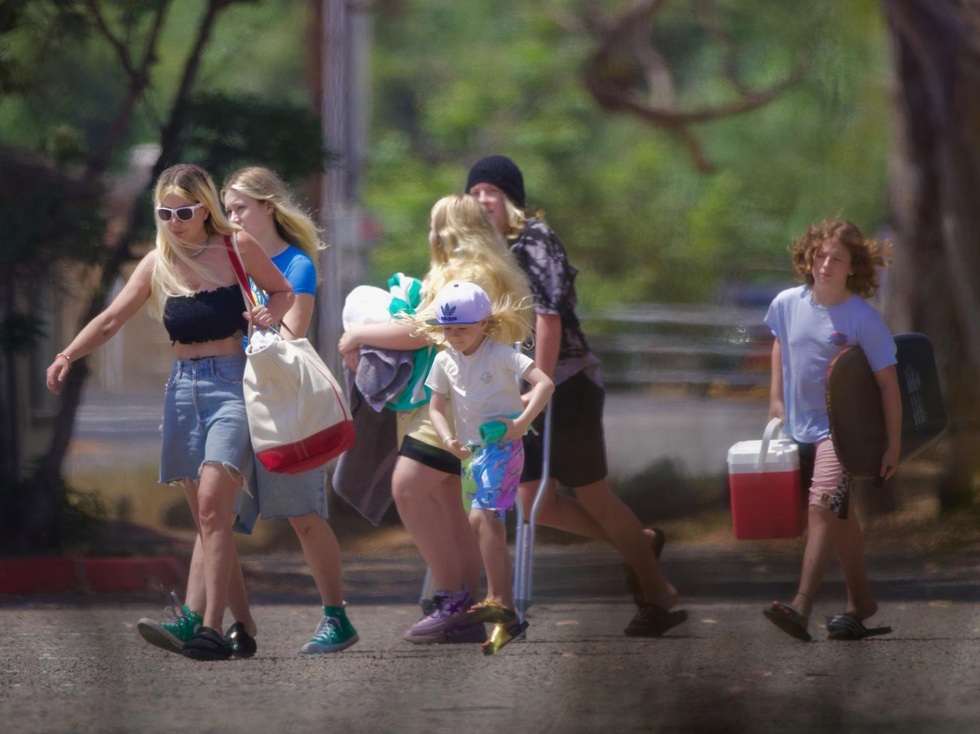 Vì đâu nữ diễn viên con nhà triệu phú phải sống cảnh vô gia cư cùng 5 con? - 8