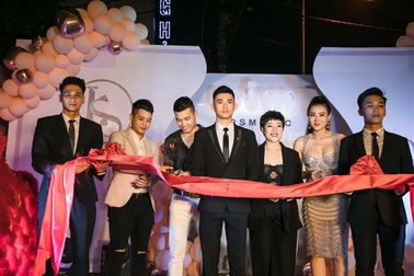 Giám đốc đại diện thương hiệu Kosxu khai trương showroom HĩmCosmetic & ra mắt sản phẩm mới của Kosxu