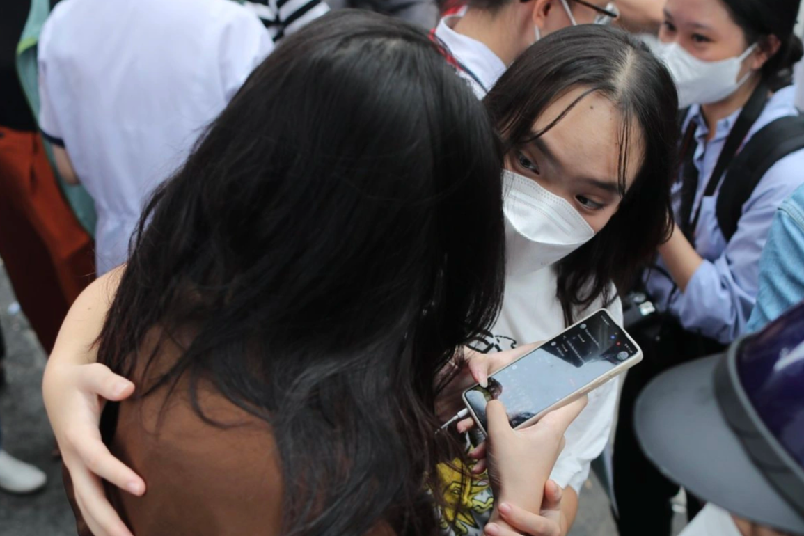 3 thí sinh vi phạm quy chế, 660 em bỏ thi vào lớp 10 tại TPHCM - 1