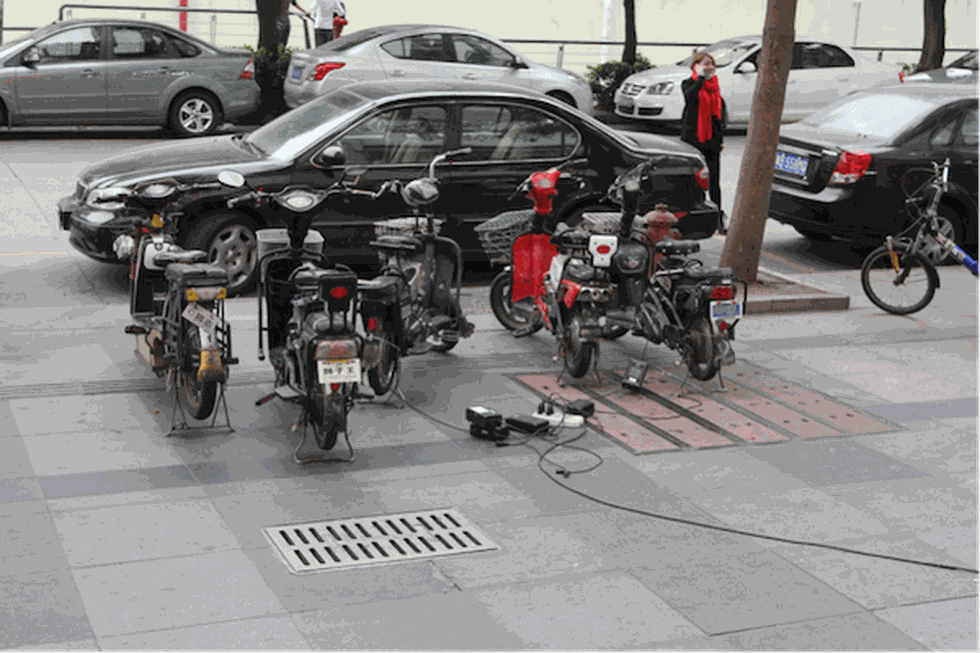 Trung Quốc giải bài toán sạc pin xe đạp, xe máy điện như thế nào? - 2