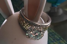 Vớ được nhẫn kim cương gần nửa tỷ đồng, ông lão quyết tìm chủ để trả lại