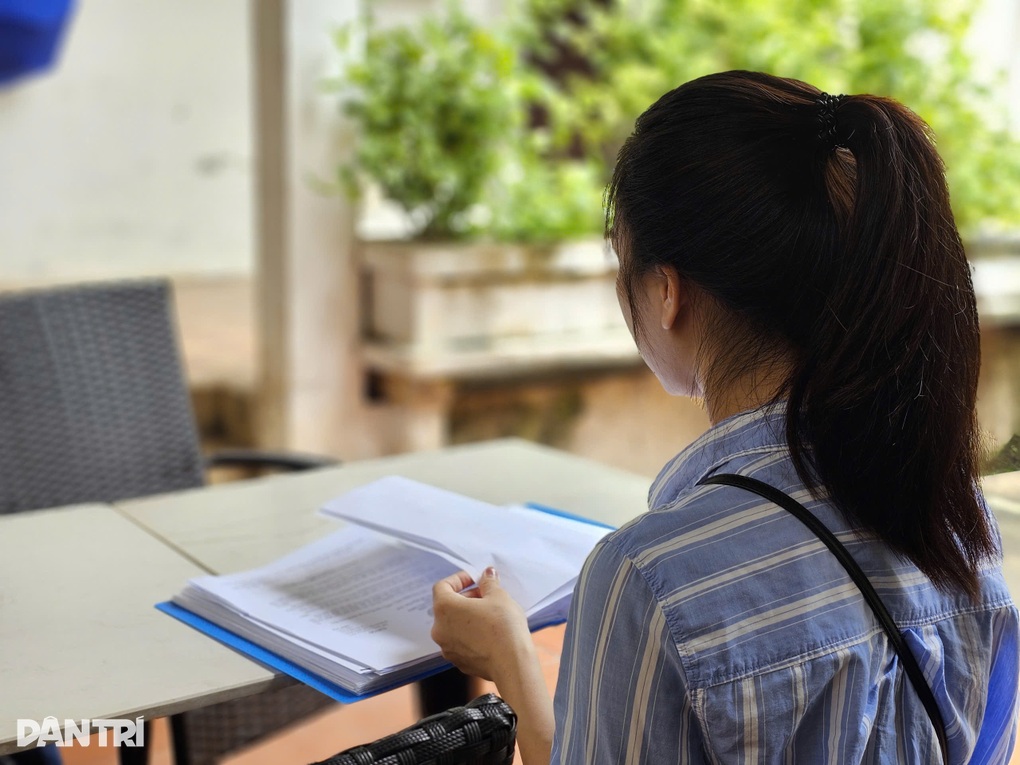 Cô gái bị chặn xuất cảnh vì bất ngờ làm giám đốc công ty nợ thuế ở TPHCM - 1