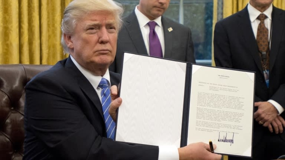 Hàng Trung Quốc vẫn bị đánh thuế cao kể cả khi ông Biden thắng - 3 Hàng Trung Quốc vẫn bị đánh thuế cao kể cả khi ông Biden thắng - 3
