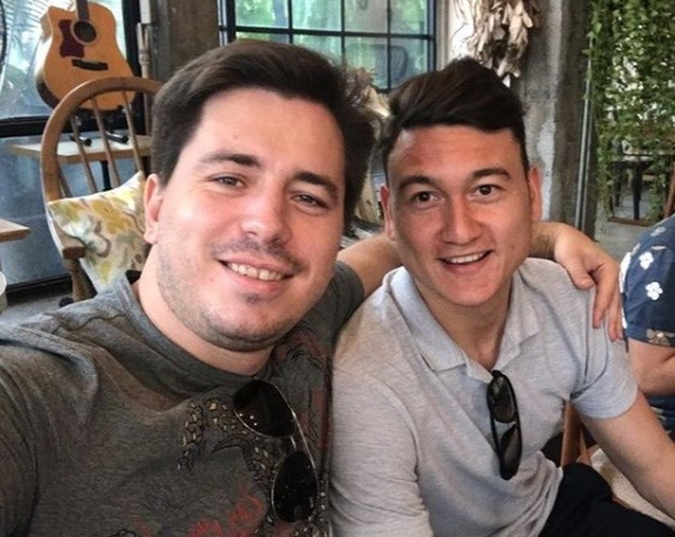 Báo Thái Lan vẽ ra tương lai u ám cho thủ thành Văn Lâm - 1