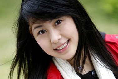 Á khôi 9X thành thạo 5 thứ tiếng