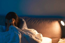 Chồng "bỏ nhà ra đi" vì vợ chi 11 triệu đồng mua mỹ phẩm