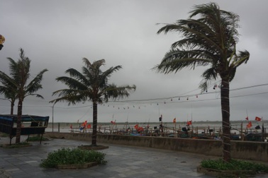 Thanh Hóa: Bão số 2 gây mưa to, gió lớn ở nhiều khu vực