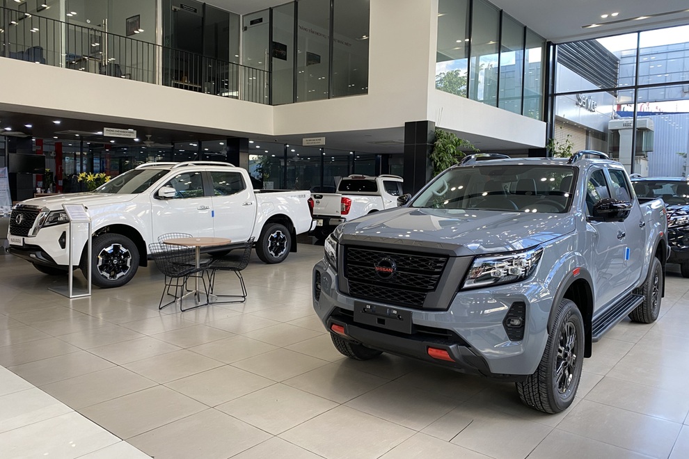 Nissan Navara 2021 bắt đầu về đại lý, sẵn sàng thách thức Ford Ranger - 1 Nissan Navara 2021 bắt đầu về đại lý, sẵn sàng thách thức Ford Ranger - 1
