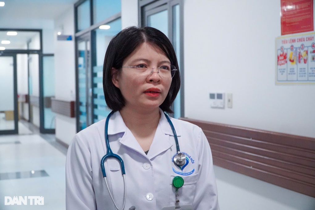 Hà Nội gia tăng bệnh sởi, nhiều trẻ thở oxy chỉ sau vài ngày nổi ban - 3 Hà Nội gia tăng bệnh sởi, nhiều trẻ thở oxy chỉ sau vài ngày nổi ban - 3