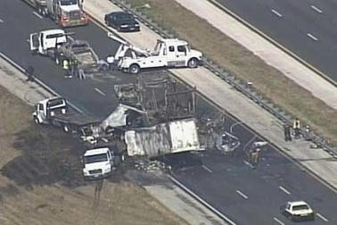 Tai nạn giao thông liên hoàn ở Florida, 10 người chết