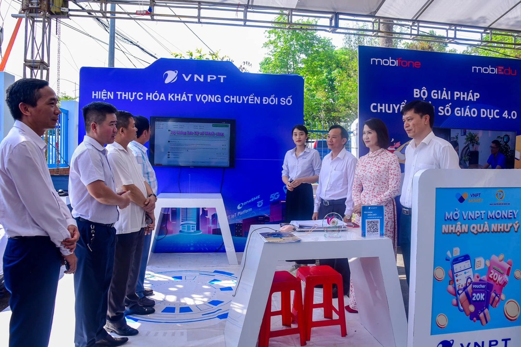 Sở Thông tin và Truyền thông Đắk Nông với công cuộc chuyển đổi số - 1 Sở Thông tin và Truyền thông Đắk Nông với công cuộc chuyển đổi số - 1