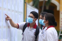 "Bão" điểm 10 thi tốt nghiệp THPT môn Giáo dục công dân và tiếng Anh