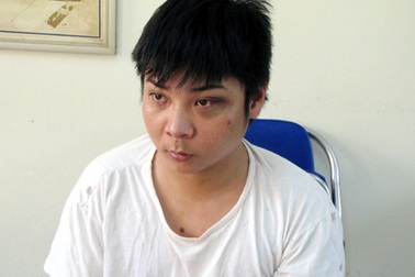 Say rượu, nam thanh niên đập phá, gây náo loạn giữa đêm