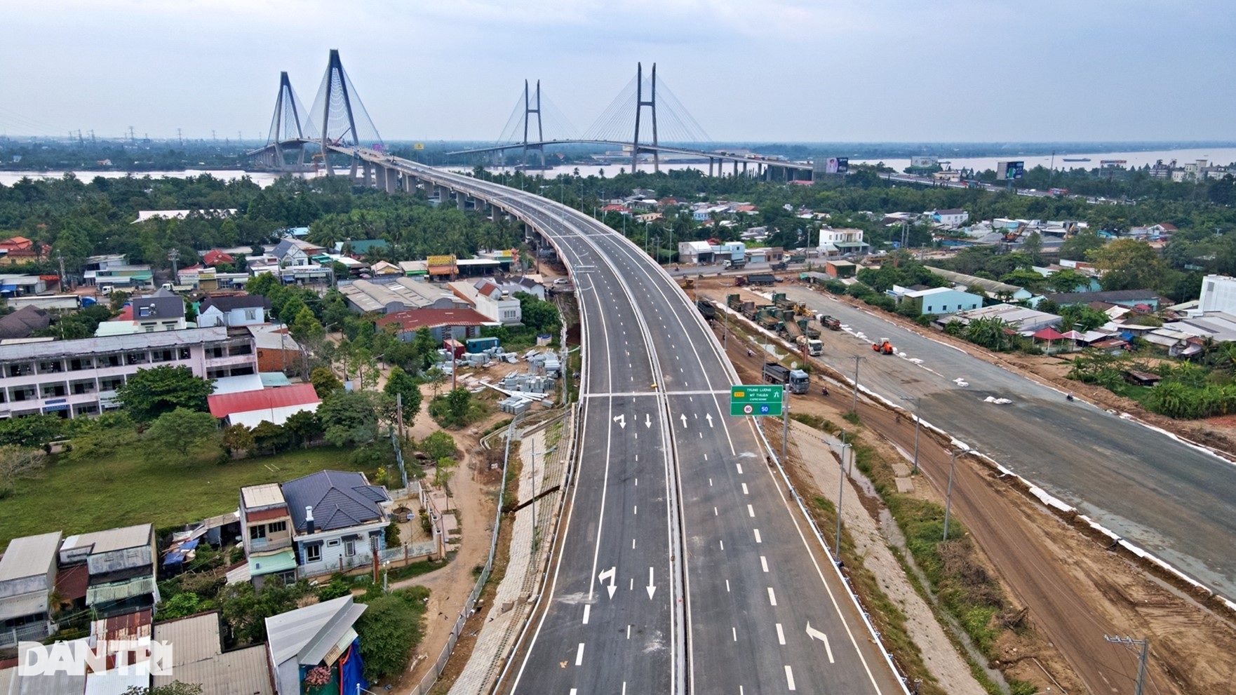 1.200 ngày vượt nắng, thắng mưa, thỏa giấc mơ 20 triệu người dân miền Tây - 5 1.200 ngày vượt nắng, thắng mưa, thỏa giấc mơ 20 triệu người dân miền Tây - 5