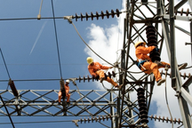 Tiêu thụ điện ở TPHCM tăng cao vì nắng nóng kéo dài