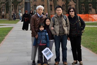 GS Ngô Bảo Châu ngoài toán học 