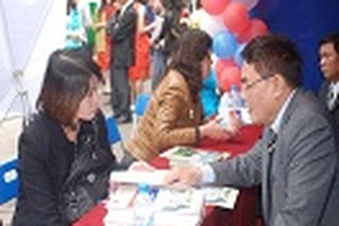 Trường ĐH Hà Nội tổ chức Ngày hội thông tin - tư vấn tuyển sinh ĐH hệ chính quy năm 2012