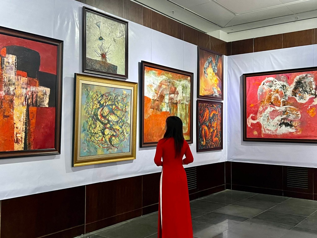 Khai mạc triển lãm Hội tụ tinh hoa mỹ thuật Việt - Hàn - 3 Khai mạc triển lãm Hội tụ tinh hoa mỹ thuật Việt - Hàn - 3