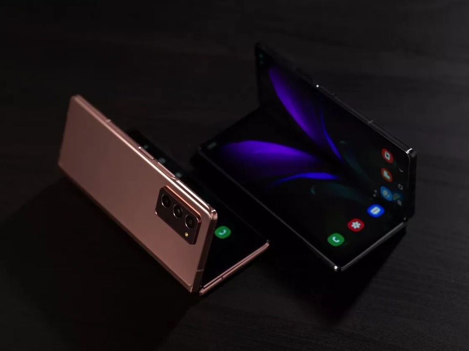 Samsung ra mắt smartphone gập Galaxy Z Fold2 5G, giá 2.000 USD - 4 Samsung ra mắt smartphone gập Galaxy Z Fold2 5G, giá 2.000 USD - 4