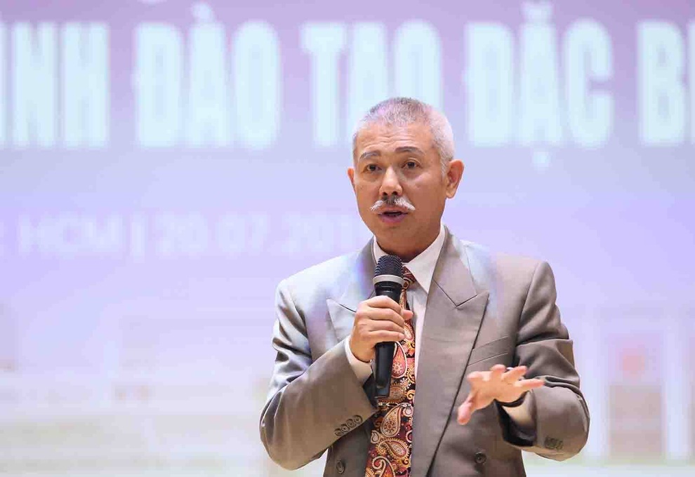 Nên đặc cách xét tốt nghiệp THPT cho tất cả thí sinh thi đợt 2 được không? - 1 Nên đặc cách xét tốt nghiệp THPT cho tất cả thí sinh thi đợt 2 được không? - 1