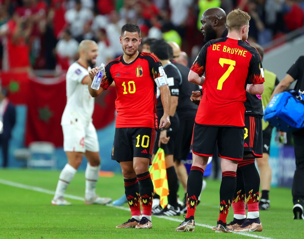 De Bruyne và Eden Hazard ẩu đả trong phòng thay đồ sau trận thua Morocco - 3 De Bruyne và Eden Hazard ẩu đả trong phòng thay đồ sau trận thua Morocco - 3