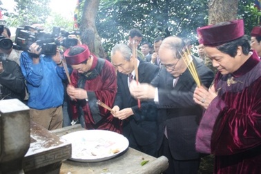 Hoàn tất hồ sơ đề cử di sản tín ngưỡng thờ cúng Hùng Vương