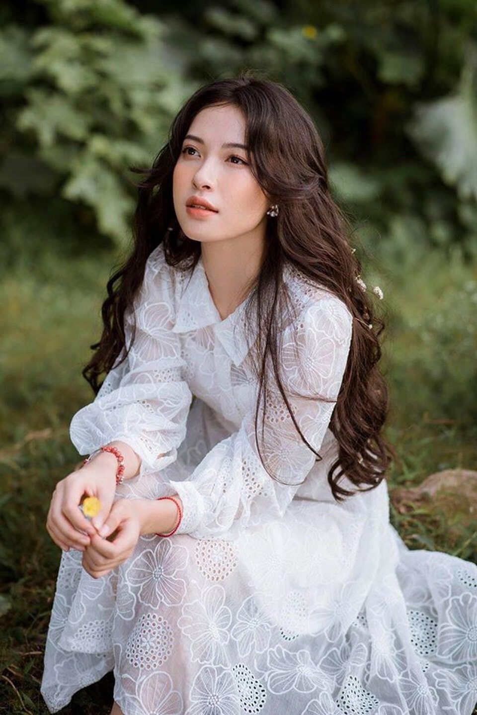 Hot girl thẩm phán lại gây sốt khi diện cảnh phục - 5 Hot girl thẩm phán lại gây sốt khi diện cảnh phục - 5