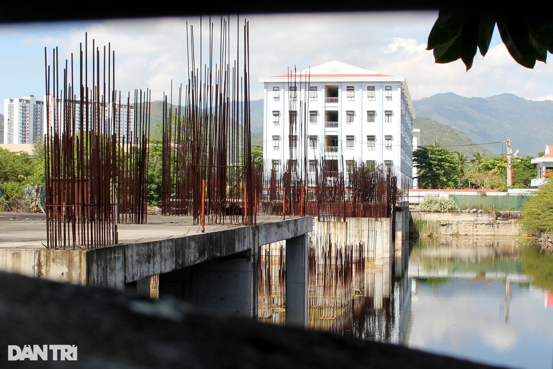 Cảnh hoang tàn ở khu đất vàng Nha Trang khiến 2 chủ tịch tỉnh vướng lao lý - 5 Cảnh hoang tàn ở khu đất vàng Nha Trang khiến 2 chủ tịch tỉnh vướng lao lý - 5