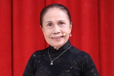 Nghệ sĩ Ánh Hoa đột ngột qua đời