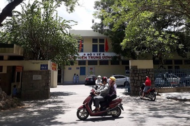 Người nhà tố bác sĩ tắc trách khiến thai nhi chết lưu