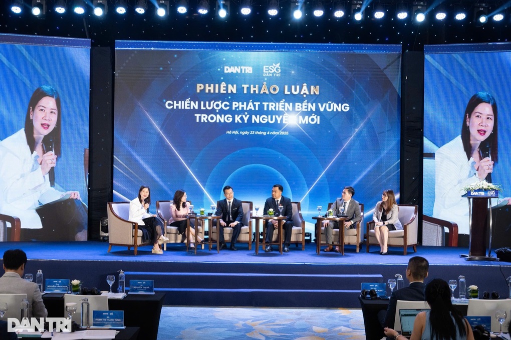 Tỷ phú Phạm Nhật Vượng xuất chiêu; sếp chuỗi Long Châu nói về thuốc giả - 1 Tỷ phú Phạm Nhật Vượng xuất chiêu; sếp chuỗi Long Châu nói về thuốc giả - 1