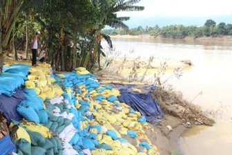 Sạt lở tại nhiều xã, phường, Đà Nẵng công bố tình huống thiên tai khẩn cấp