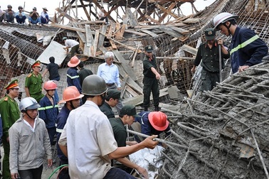 Thi công ẩu, 3 cán bộ giám sát công trình bị khởi tố