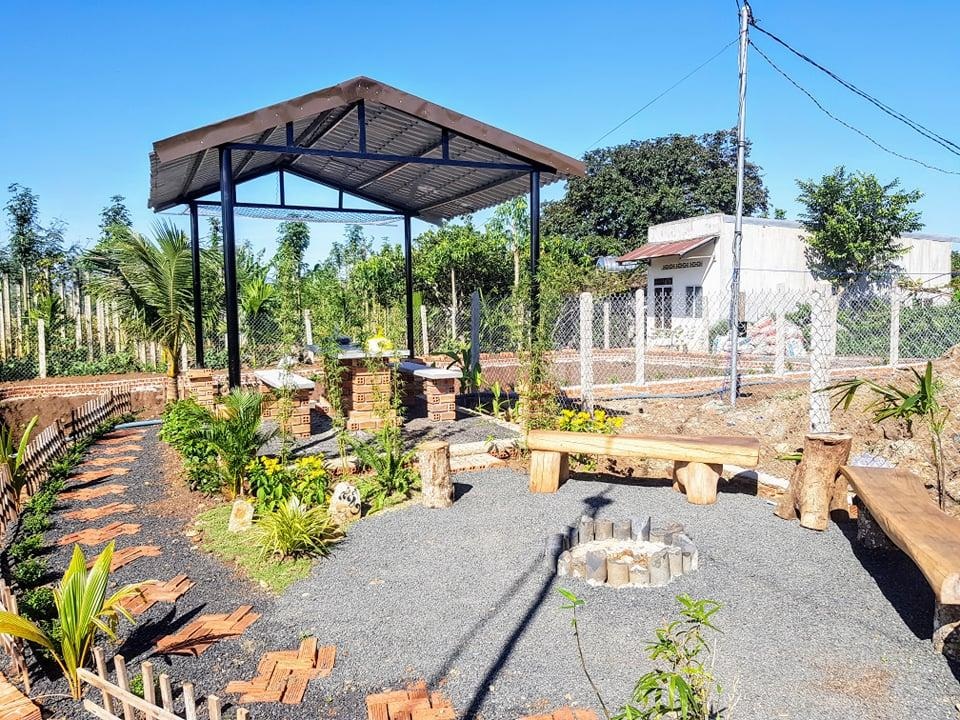 Ông bố trẻ ở Đắk Lắk làm nhà vườn đổi gió đẹp mê chỉ 160 triệu đồng - 8 Ông bố trẻ ở Đắk Lắk làm nhà vườn đổi gió đẹp mê chỉ 160 triệu đồng - 8