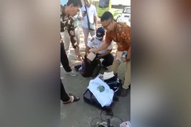 Nghỉ dưỡng ở biệt thự sang chảnh, đoàn khách ăn trộm từ khăn tắm tới máy sấy