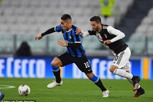 Barcelona muốn giành Lautaro Martinez từ MU và Man City