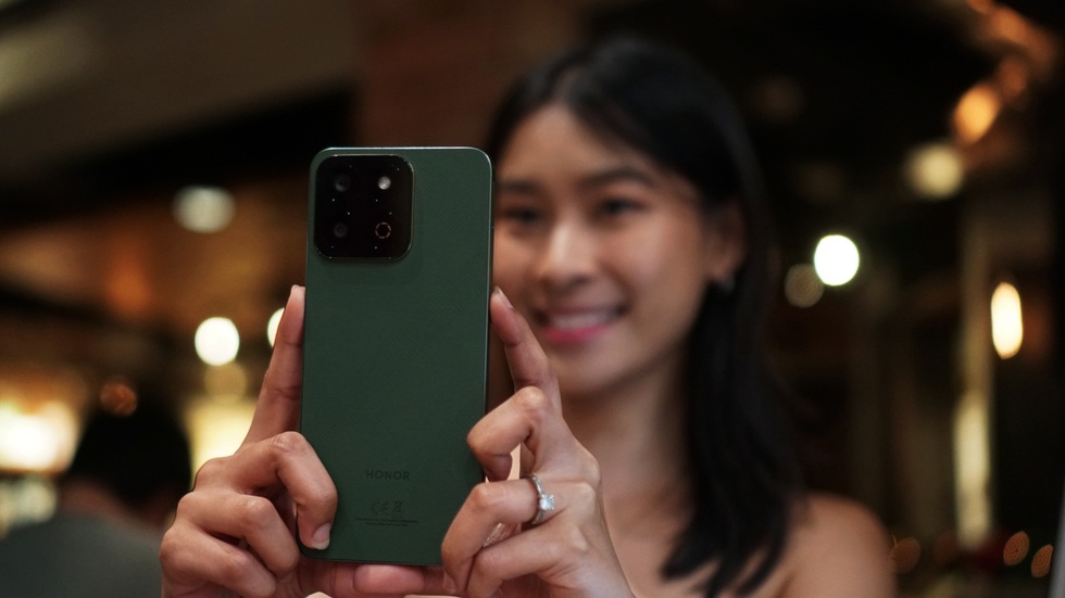 Những điện thoại giá mềm đáng cân nhắc trong dịp Tết Ất Tỵ - 7 Những điện thoại giá mềm đáng cân nhắc trong dịp Tết Ất Tỵ - 7
